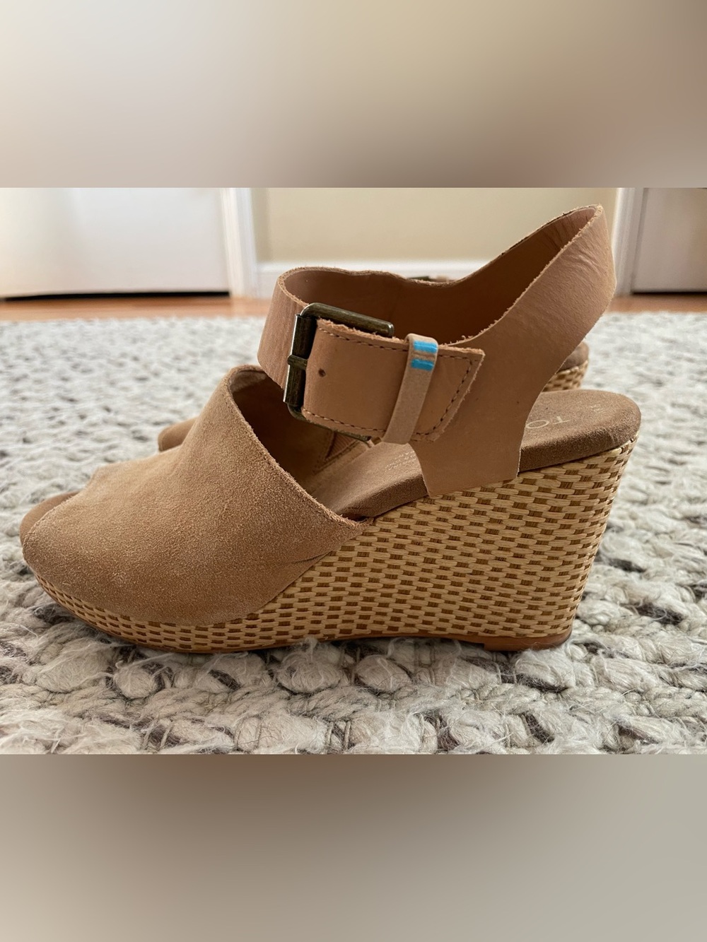 Worn Once! TOMS Women’s Tan Wedge Sandals - Suede & Woven Detail